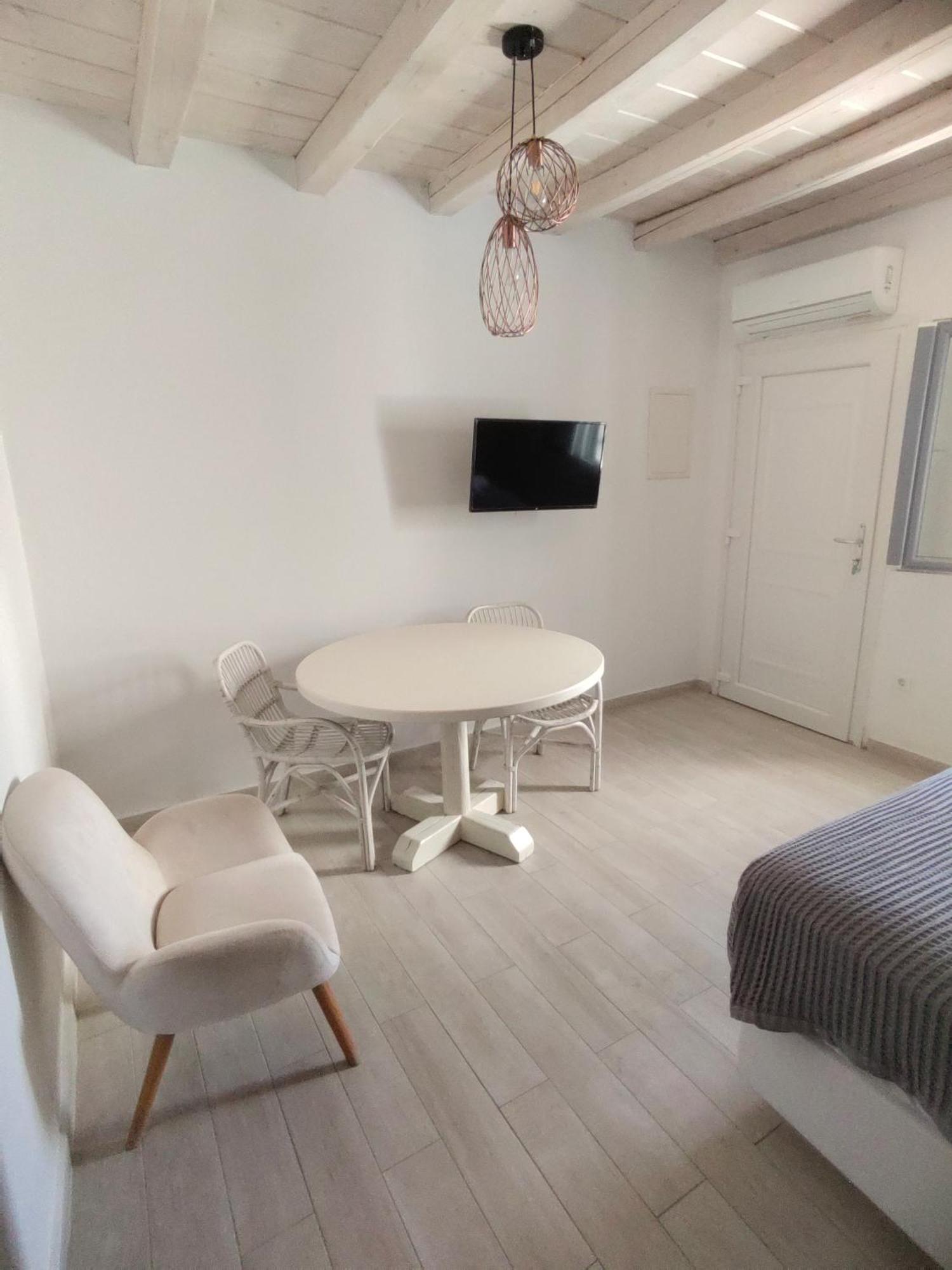 Ftelia Breeze Hotel Klouvas Ngoại thất bức ảnh