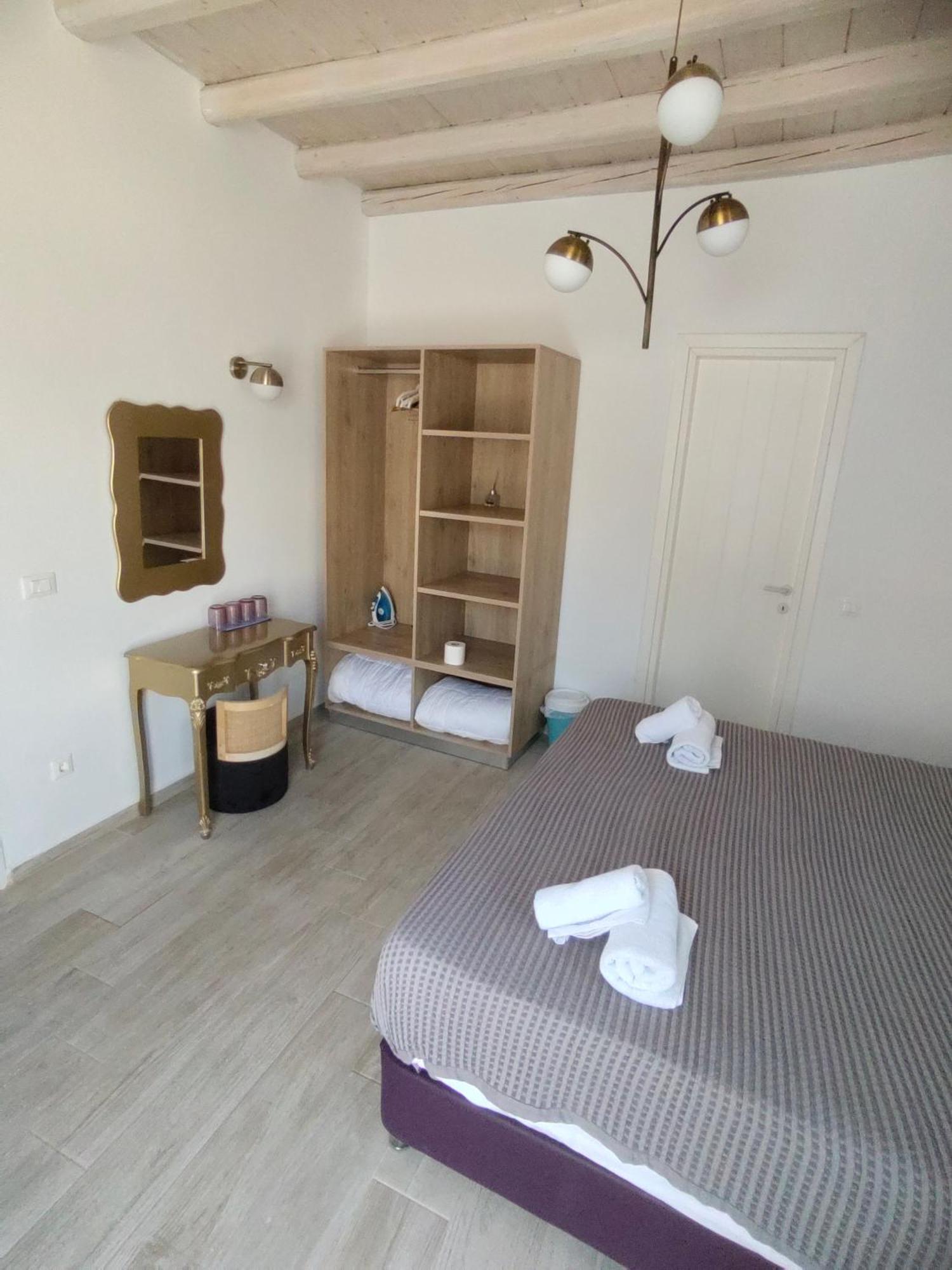 Ftelia Breeze Hotel Klouvas Ngoại thất bức ảnh