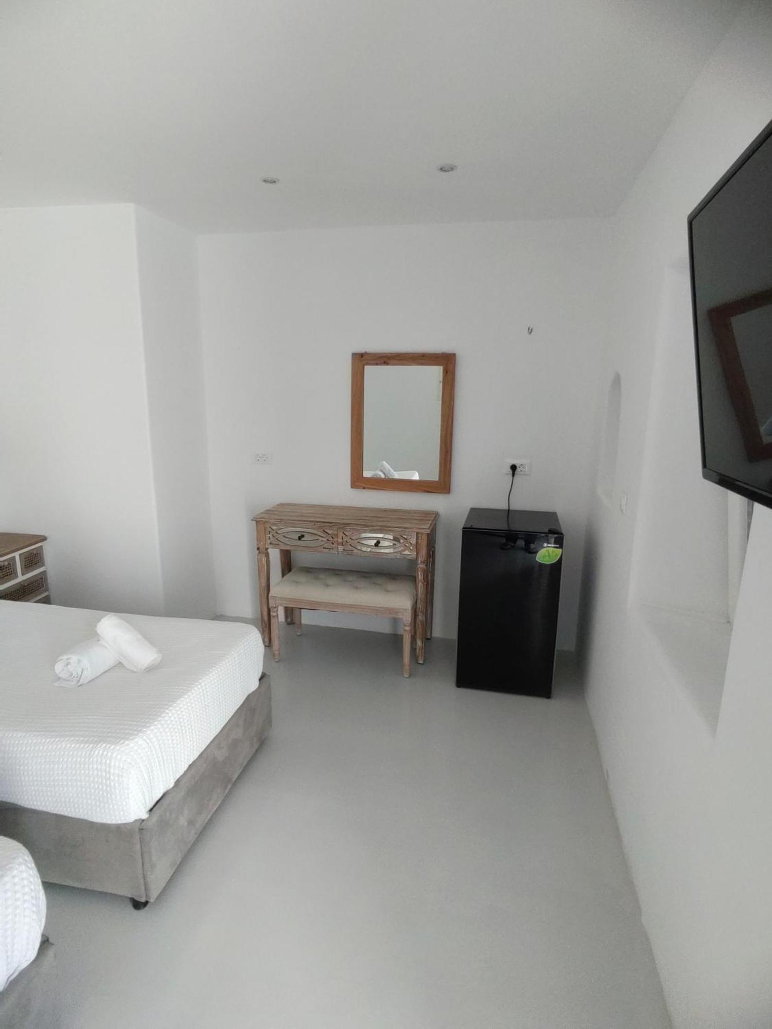 Ftelia Breeze Hotel Klouvas Ngoại thất bức ảnh
